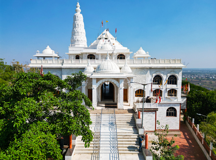 Taxi service in Guna