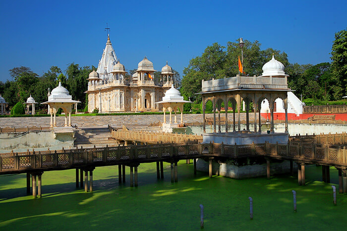 Taxi service in Shivpuri
